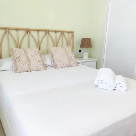 아파트 Apartamento Mediterraneo By Costa *